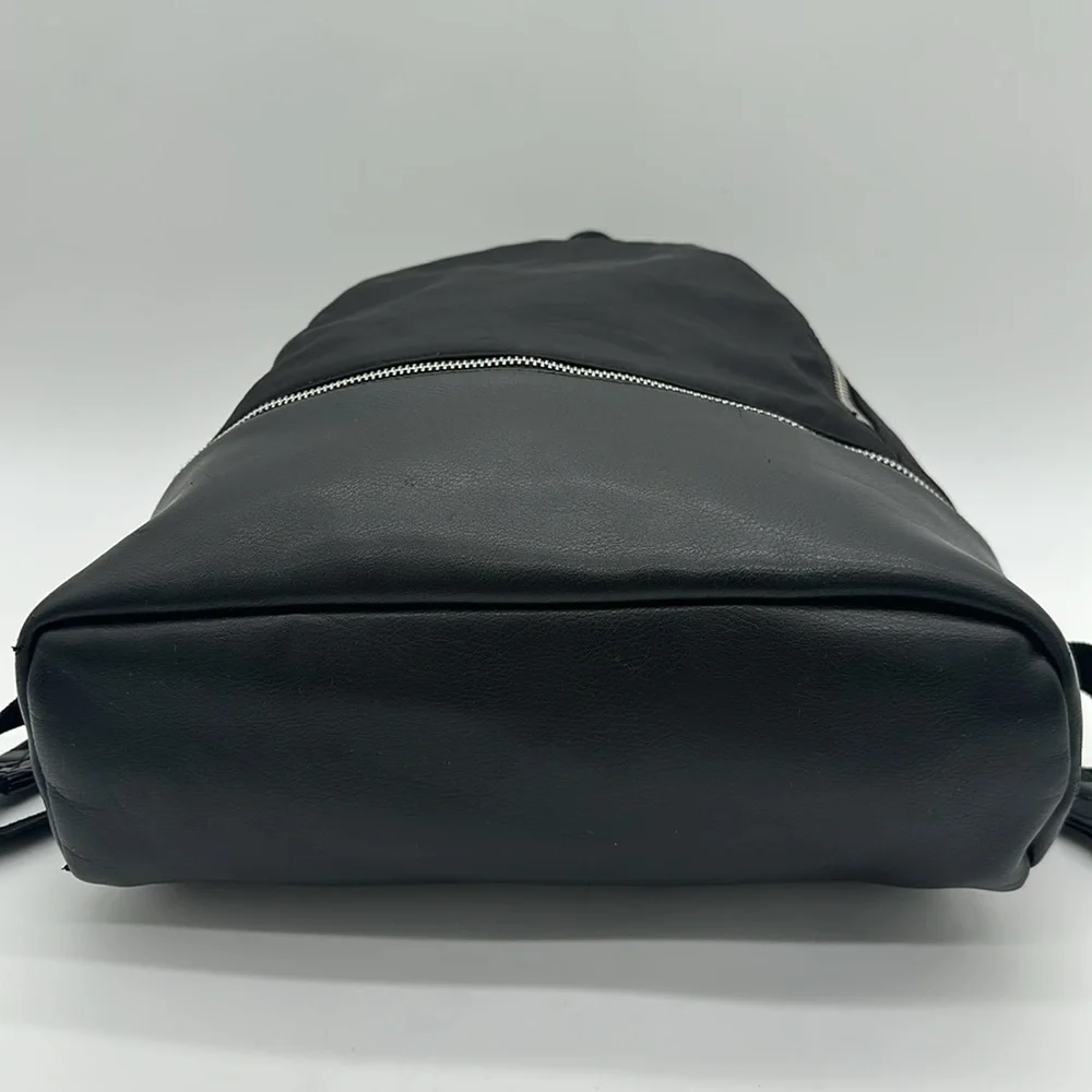 Madden Girl Backpack Black 2 Zip Sections Logo Padded Strap